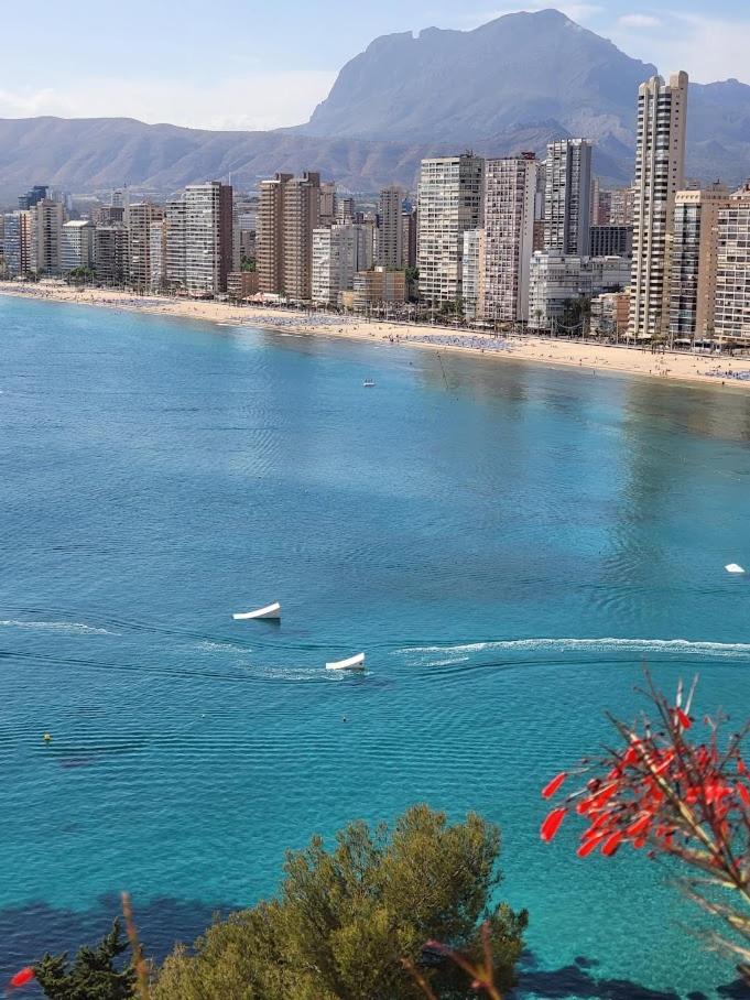 Trinisol II Private Apartments With Sea View Benidorm Extérieur photo