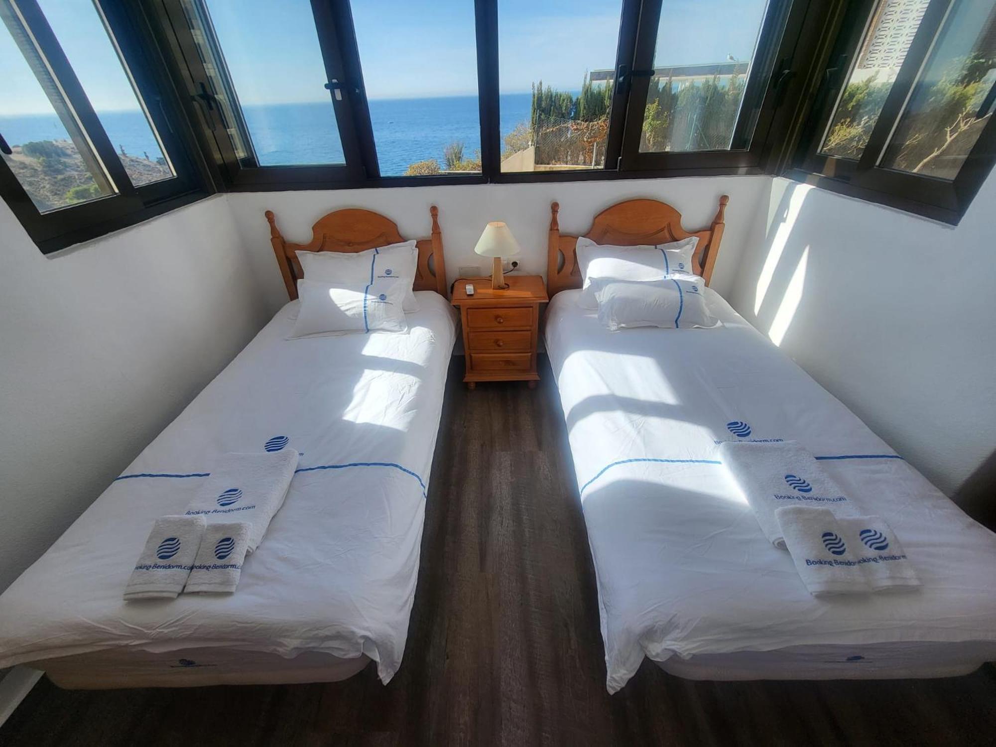 Trinisol II Private Apartments With Sea View Benidorm Extérieur photo