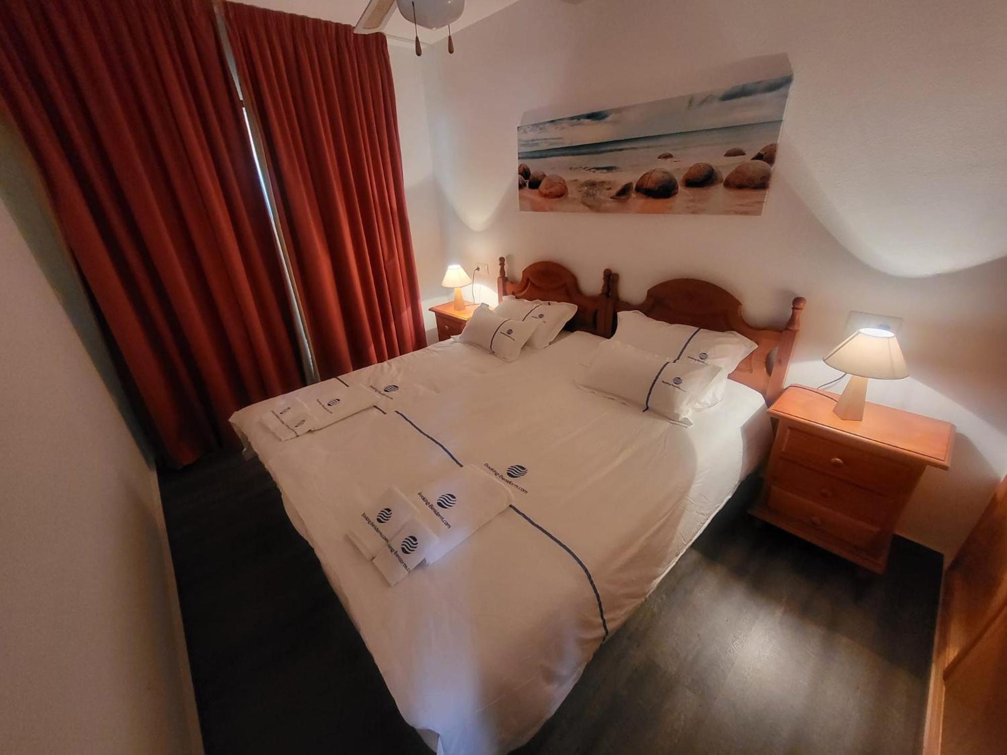Trinisol II Private Apartments With Sea View Benidorm Extérieur photo